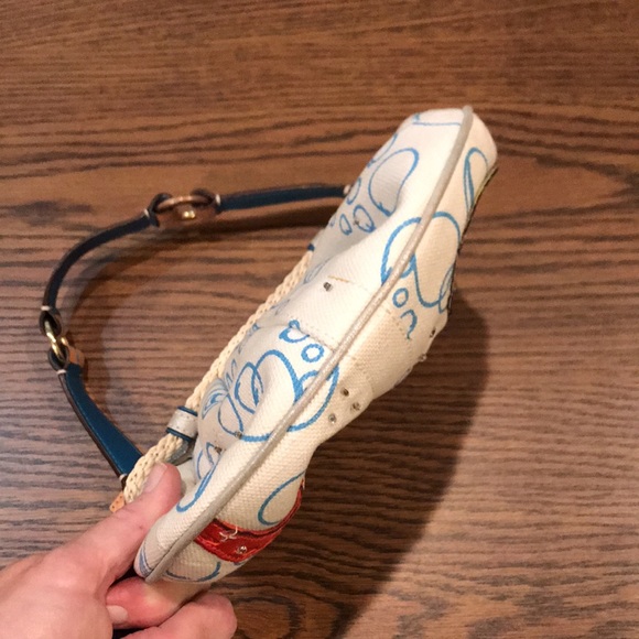 SOLD….Coach Special Edition Under the Ocean Bubbles Satchel Wristlet with Fish - Picture 7 of 11